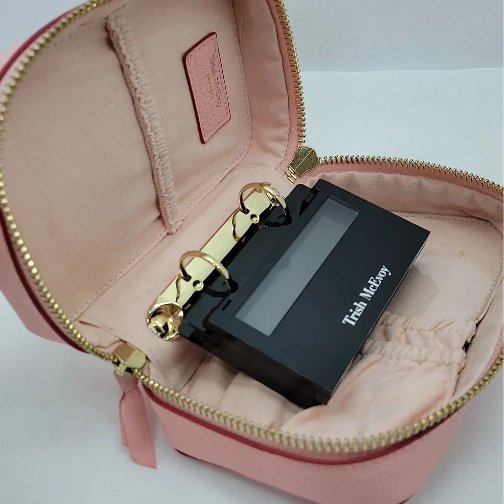Trish McEvoy Makeup Planner Case Pink Red Heart Power Makeup ZipAround 2 Pages